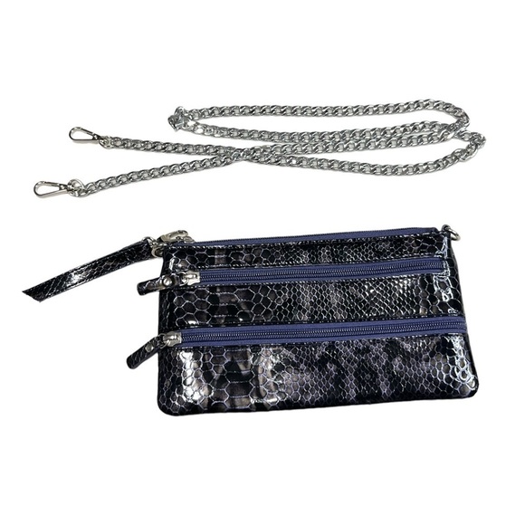 🆕 Danier Leather Snake Skin Embossed Patent Crossbody / Clutch - Picture 2 of 11